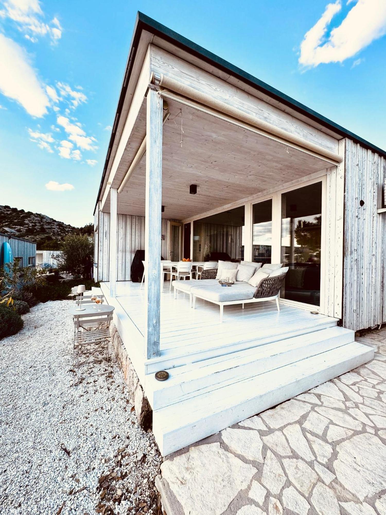 Buqez Eco Resort - Beachfront 20 & House 42 Драге Экстерьер фото